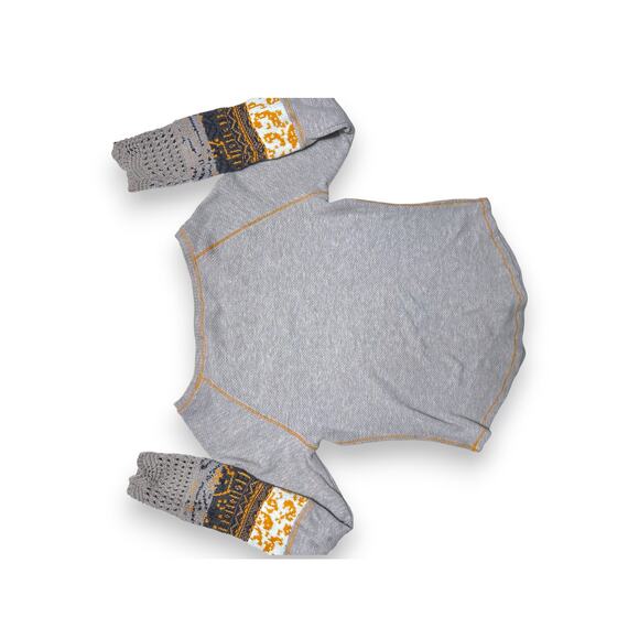 Grey Waffle Raglan Top W/ Mustard Crochet Patterned Sleeves Small/Medium - Picture 9 of 12